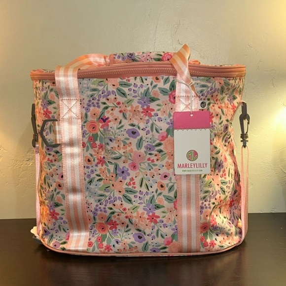 MarleyLilly Large Insulated Travel Cooler Bag Coral Floral Pattern NWTS - Picture 1 of 10